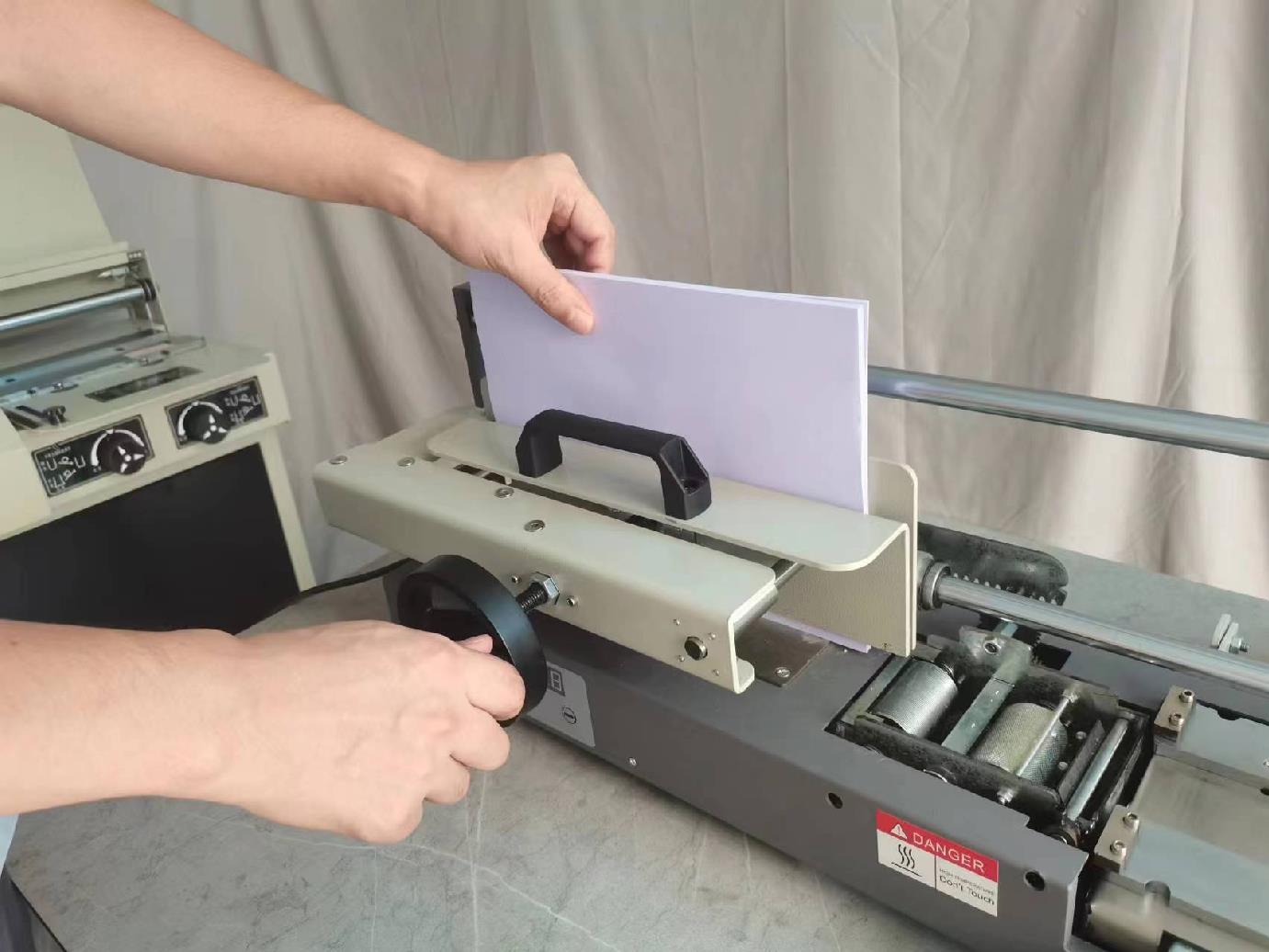 Máquina de encuadernación de l - Binding Machine Comb reseña y precio